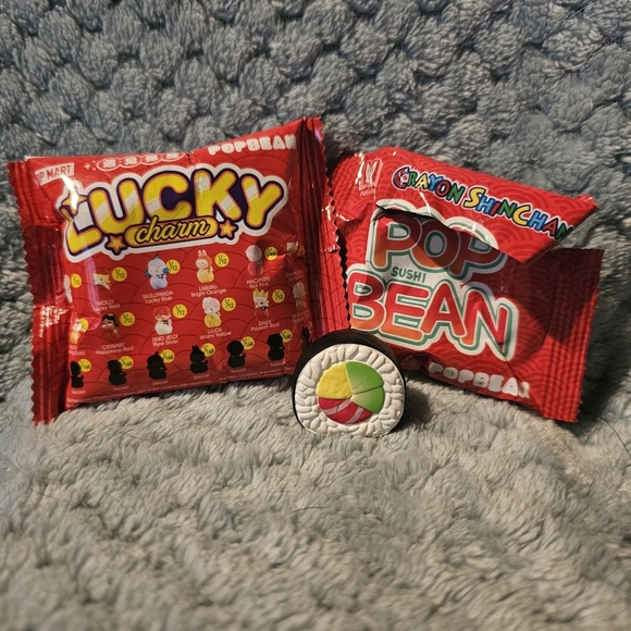 Pop Mart Pop Bean Bundle – Sealed Lucky Charm + Crayon Shinchan Sushi Figure - Picture 2 of 2
